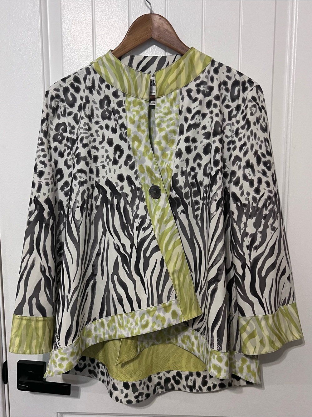 Joseph Ribkoff Women's Mixed Animal Print Asymmetrical Jacket Size 14